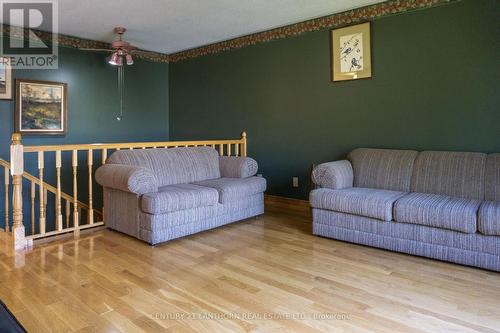 52 Washburn Street, Prince Edward County (Picton), ON - Indoor Photo Showing Living Room