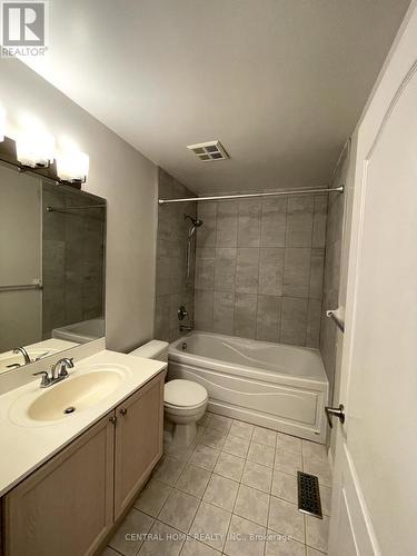 103 Grandview Way, Toronto (Willowdale East), ON - Indoor Photo Showing Bathroom