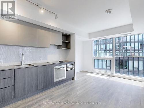 1106 - 82 Dalhousie Street, Toronto, ON - Indoor Photo Showing Kitchen