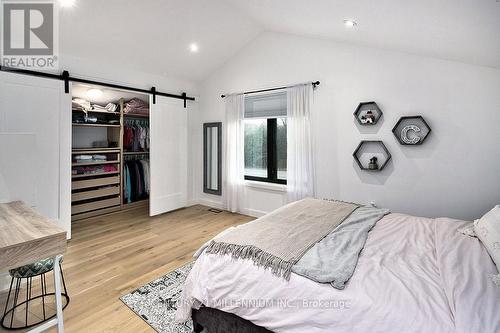 701 Sixth Street, Collingwood, ON - Indoor Photo Showing Bedroom