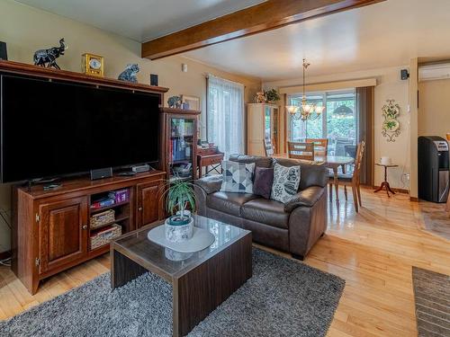 Salon - 4031 Rue Nazaire-Leclerc, Québec (Sainte-Foy/Sillery/Cap-Rouge), QC - Indoor Photo Showing Living Room