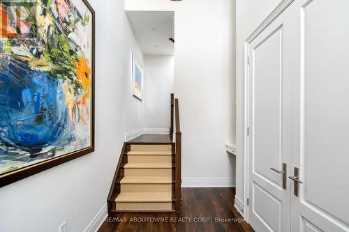 218 Dorval Drive, Oakville, ON - Indoor Photo Showing Other Room