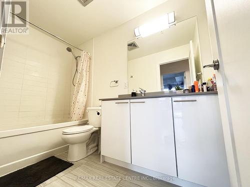 315 - 15 Prince Albert Boulevard, Kitchener, ON - Indoor Photo Showing Bathroom