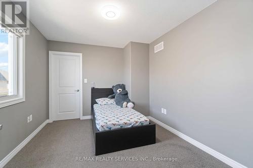 41 Success Way, Thorold, ON - Indoor Photo Showing Bedroom