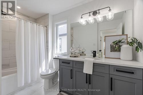 2692 Heardcreek Trail, London, ON - Indoor Photo Showing Bathroom