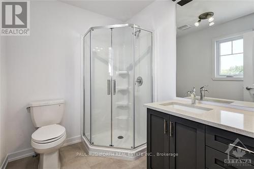 229 Darquise Street, Prescott And Russell, ON - Indoor Photo Showing Bathroom