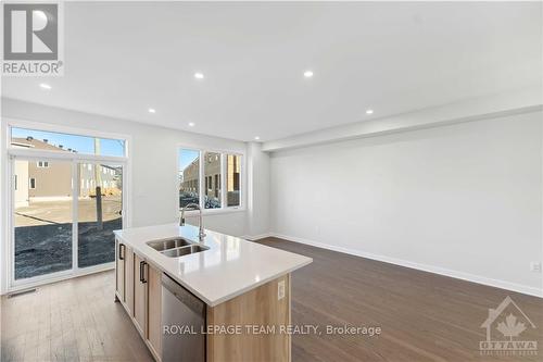 304 Establish Avenue, Ottawa, ON - Indoor Photo Showing Kitchen With Double Sink