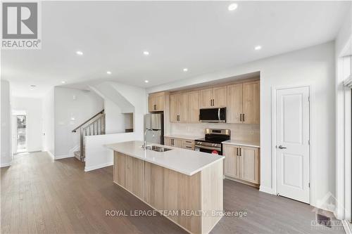 304 Establish Avenue, Ottawa, ON - Indoor Photo Showing Kitchen With Double Sink