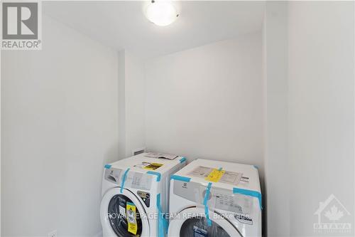 304 Establish Avenue, Ottawa, ON - Indoor Photo Showing Laundry Room