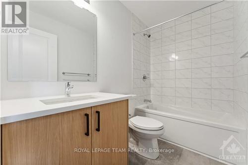 339 Establish Avenue, Ottawa, ON - Indoor Photo Showing Bathroom