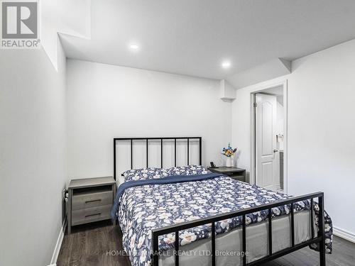 45 Kennedy Boulevard, New Tecumseth, ON - Indoor Photo Showing Bedroom