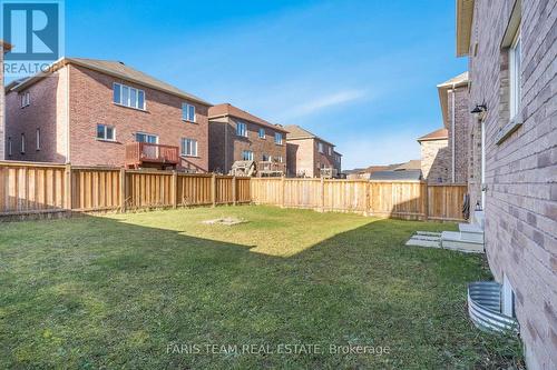 1386 Dallman Street, Innisfil (Lefroy), ON - Outdoor