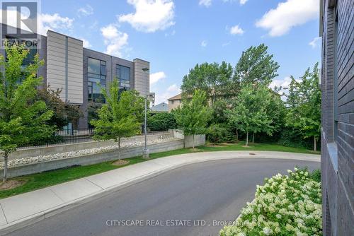 207 - 26 Gibbs Road, Toronto (Islington-City Centre West), ON - Outdoor