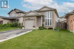 1595 BENJAMIN DRIVE  London, ON N5V 5J5