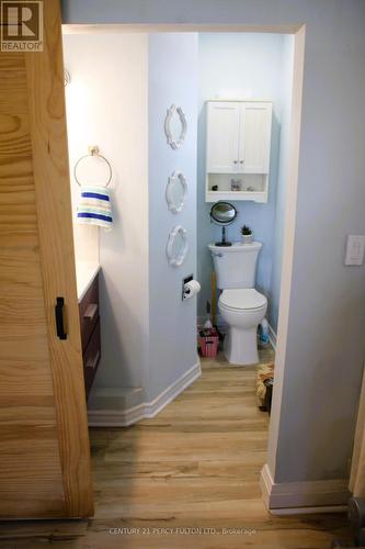 2 Woodland Acres, Belleville, ON - Indoor Photo Showing Bathroom