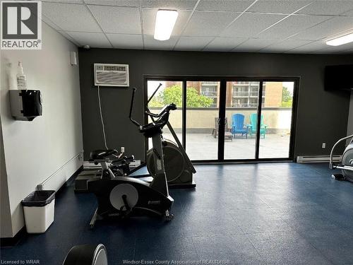 150 Park Unit# 802, Windsor, ON - Indoor Photo Showing Gym Room