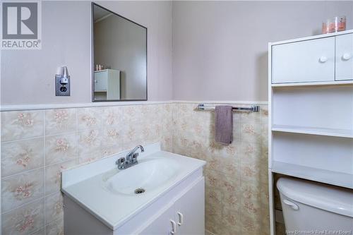 693 555 Route, Richmond Corner, NB - Indoor Photo Showing Bathroom