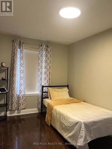 3316 Bathurst Street, Toronto (Englemount-Lawrence), ON - Indoor Photo Showing Bedroom