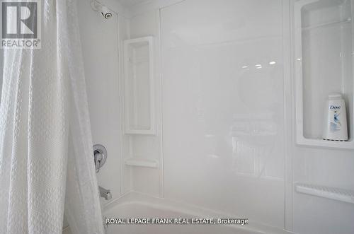 95 Agnes Street, Oshawa (O'Neill), ON -  Photo Showing Bathroom