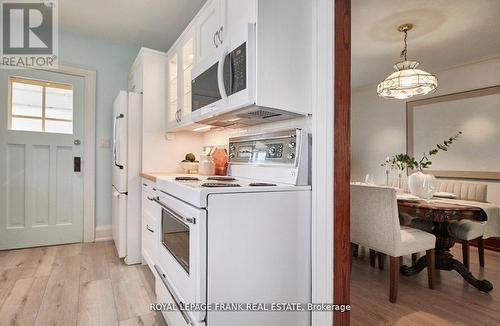 95 Agnes Street, Oshawa (O'Neill), ON - Indoor Photo Showing Kitchen