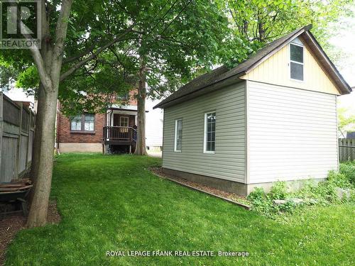 95 Agnes Street, Oshawa (O'Neill), ON - Indoor Photo Showing Laundry Room