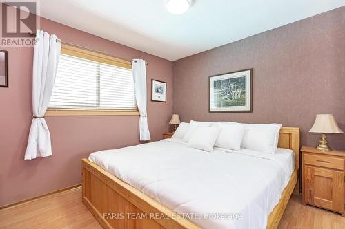 356 Grenville Avenue, Orillia, ON - Indoor Photo Showing Bedroom