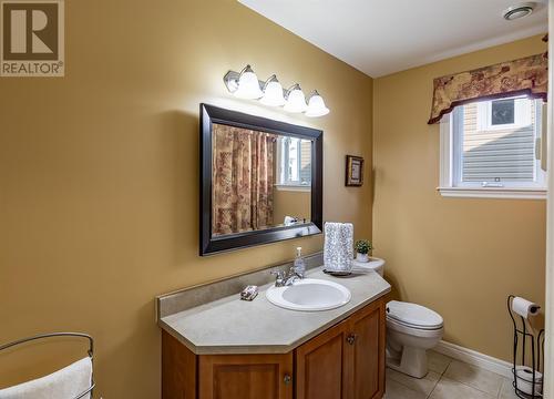 18 Larner Street, St. John'S, NL - Indoor Photo Showing Bathroom