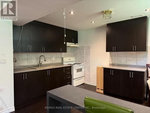 17 Woodland Road, Amaranth, ON - Indoor Photo Showing Kitchen