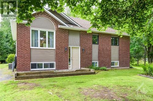 1114 Des Ormes Street, Clarence-Rockland, ON - Outdoor With Exterior