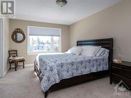 800 Fletcher Circle, Ottawa, ON - Indoor Photo Showing Bedroom