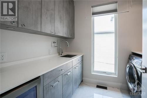 458 Tweedsmuir Avenue, Ottawa, ON - Indoor Photo Showing Laundry Room