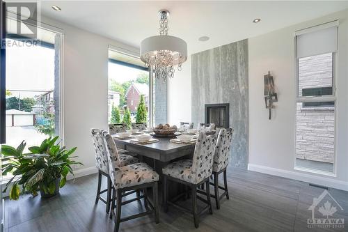 458 Tweedsmuir Avenue, Ottawa, ON - Indoor Photo Showing Dining Room