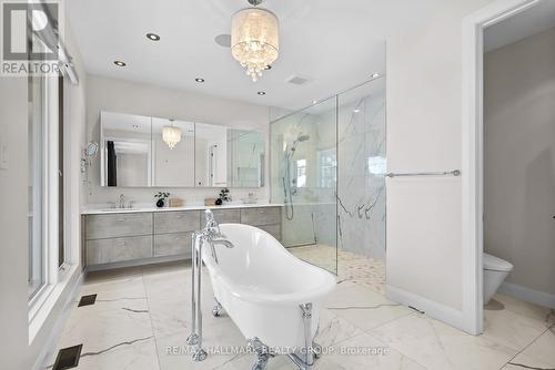 458 Tweedsmuir Avenue, Ottawa, ON - Indoor Photo Showing Bathroom