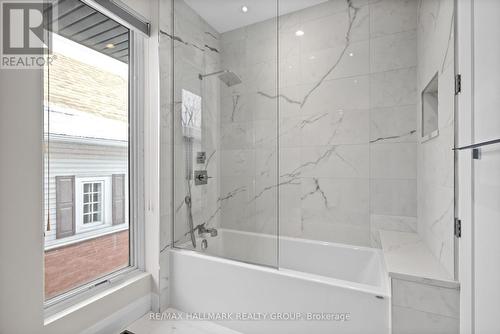 458 Tweedsmuir Avenue, Ottawa, ON - Indoor Photo Showing Bathroom