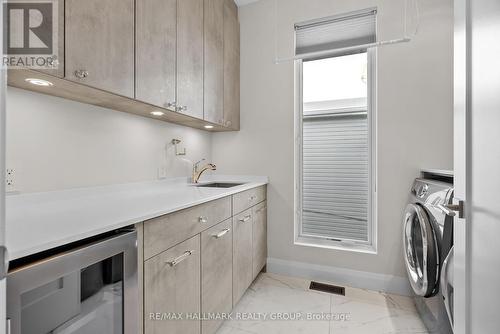 458 Tweedsmuir Avenue, Ottawa, ON - Indoor Photo Showing Laundry Room