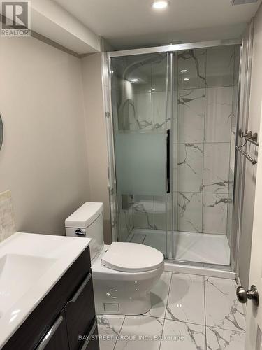 5235 Thornburn Drive, Burlington (Uptown), ON - Indoor Photo Showing Bathroom