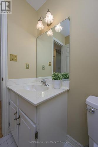 2 piece bath - 12 - 65 Fiddlers Green Road, London, ON - Indoor Photo Showing Bathroom