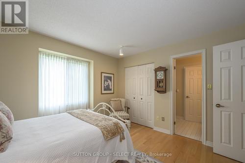 2nd bedroom - 12 - 65 Fiddlers Green Road, London, ON - Indoor Photo Showing Bedroom