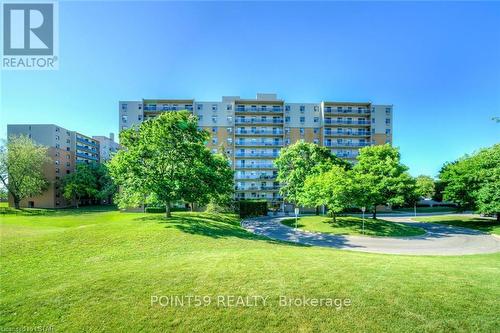 410 - 931 Wonderland Road S, London, ON - Outdoor