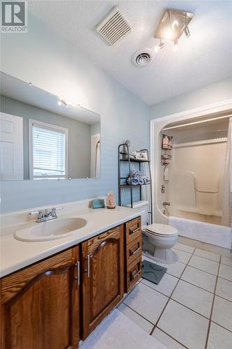 28 Wedgeport Road, St. John'S, NL - Indoor Photo Showing Bathroom