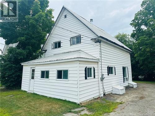 112 Charles Street, Woodstock, NB - Outdoor