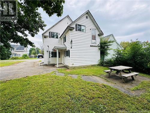 112 Charles Street, Woodstock, NB - Outdoor