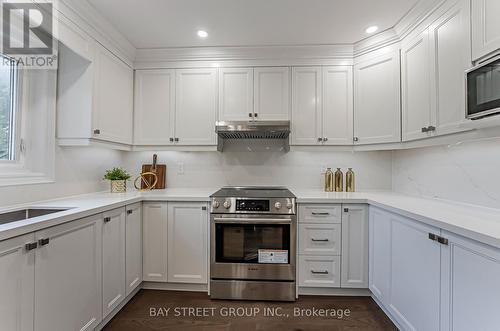 380 Drewry Avenue, Toronto (Newtonbrook West), ON - Indoor Photo Showing Kitchen