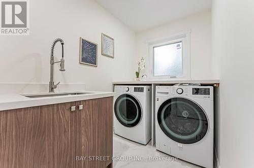 380 Drewry Avenue, Toronto (Newtonbrook West), ON - Indoor Photo Showing Laundry Room