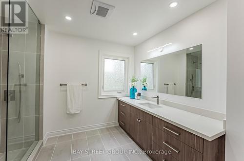 380 Drewry Avenue, Toronto (Newtonbrook West), ON - Indoor Photo Showing Bathroom