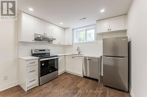 380 Drewry Avenue, Toronto (Newtonbrook West), ON - Indoor Photo Showing Kitchen