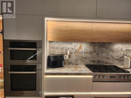 2970A Bayview Avenue, Toronto (Willowdale East), ON - Indoor Photo Showing Kitchen