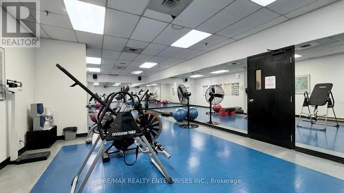 713 - 711 Bay Street, Toronto (Bay Street Corridor), ON - Indoor Photo Showing Gym Room