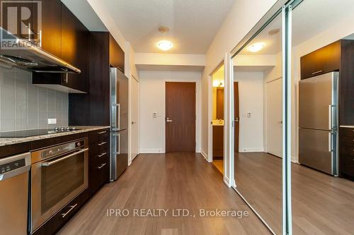 3101 - 255 Village Green Square, Toronto (Agincourt South-Malvern West), ON - Indoor Photo Showing Kitchen