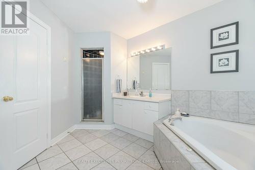 223 Caproni Drive, Vaughan, ON - Indoor Photo Showing Bathroom